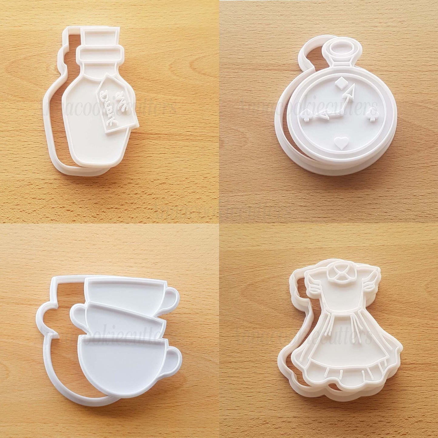 Alice nel Paese delle Meraviglie Drink Me! Tazze Vestito Orologio Tagliabiscotti