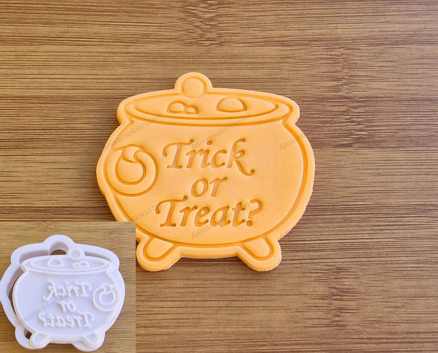 Formina per Biscotti Calderone Trick or Treat Halloween Cookie Cutter Spettrale