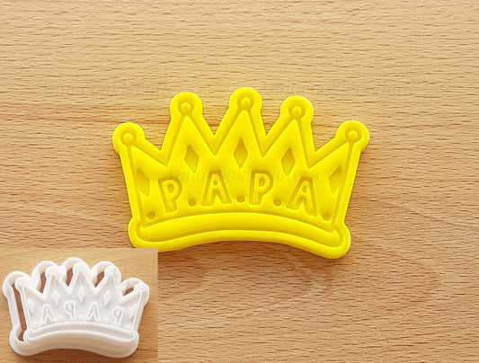 Tagliabiscotti Corona Festa del Papà - Timbro "P.A.P.A." Re della Casa per Compleanno