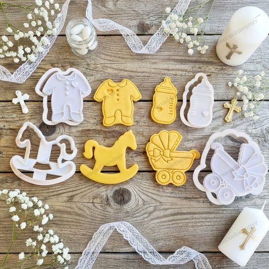 Set Tagliabiscotti e Timbri Baby Shower – Kit da 4 Pezzi in Stampa 3D con Body, Carrozzina, Biberon e Cavalluccio per Biscotti, Fondente, Gender Reveal e Battesimi