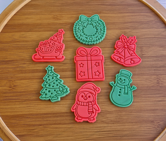 Set Formine Biscotti Natalizie – Stampini Albero, Pupazzo, Regalo e Decorazioni