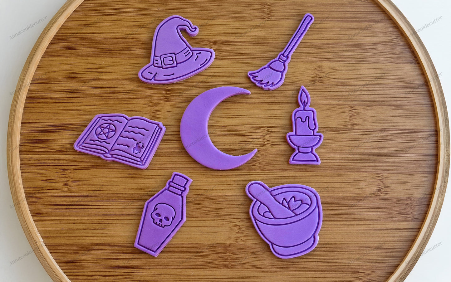 Formine Biscotti Halloween, Cappello da Strega, Scopa, Libro Magico, Luna, Candela, Bottiglia Veleno e Mortaio – Tagliabiscotti per Dolci