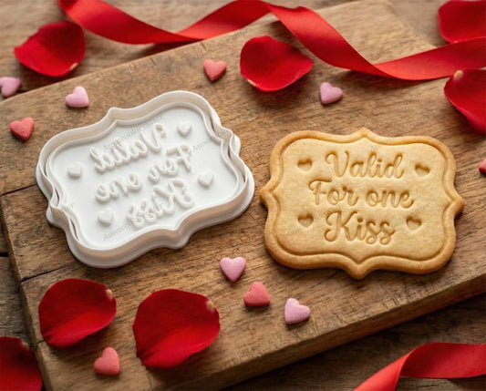 Tagliabiscotti "Valid For One Kiss" – Formina Coupon d'Amore e Timbro per Biscotti Romantici di San Valentino