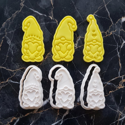 Set di Tagliabiscotti a Forma di Gnomo con Cuore per San Valentino