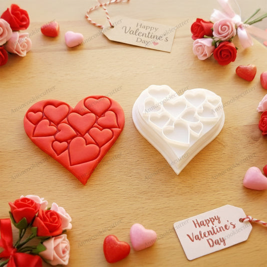 Tagliabiscotti Cuore con Multi-Cuoricini – Formina con Timbro Embosser per Biscotti di San Valentino, Regali Romantici e Decorazioni in Pasta di Zucchero