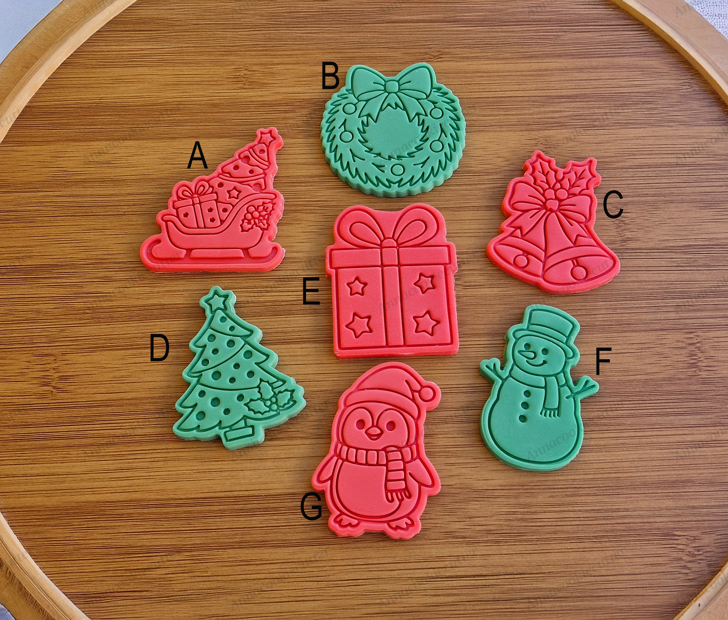 Set Formine Biscotti Natalizie – Stampini Albero, Pupazzo, Regalo e Decorazioni