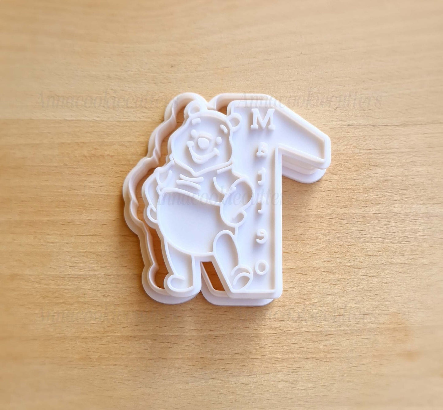 Tagliabiscotto Orsetto Winnie Personalizzabile Nome Primo Compleanno Idea Regalo
