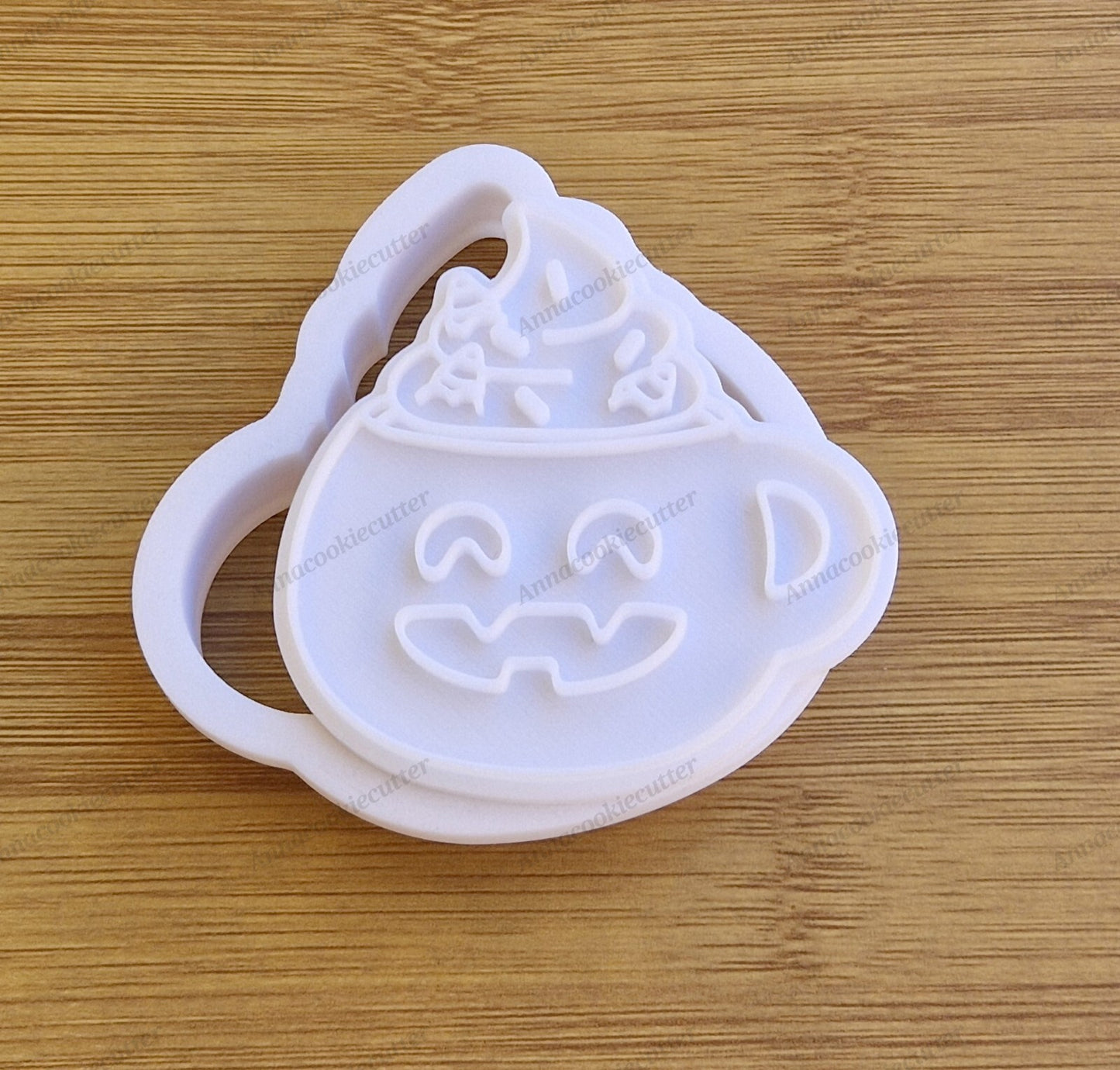 Formina Taglia biscotti a Forma di Tazza Halloween Cookie Cutter Spettrali