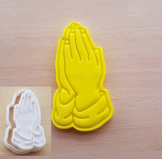 Formina Biscotti Mani In Preghiera Prima Comunione Cresima Tagliabiscotti 6x9 cm