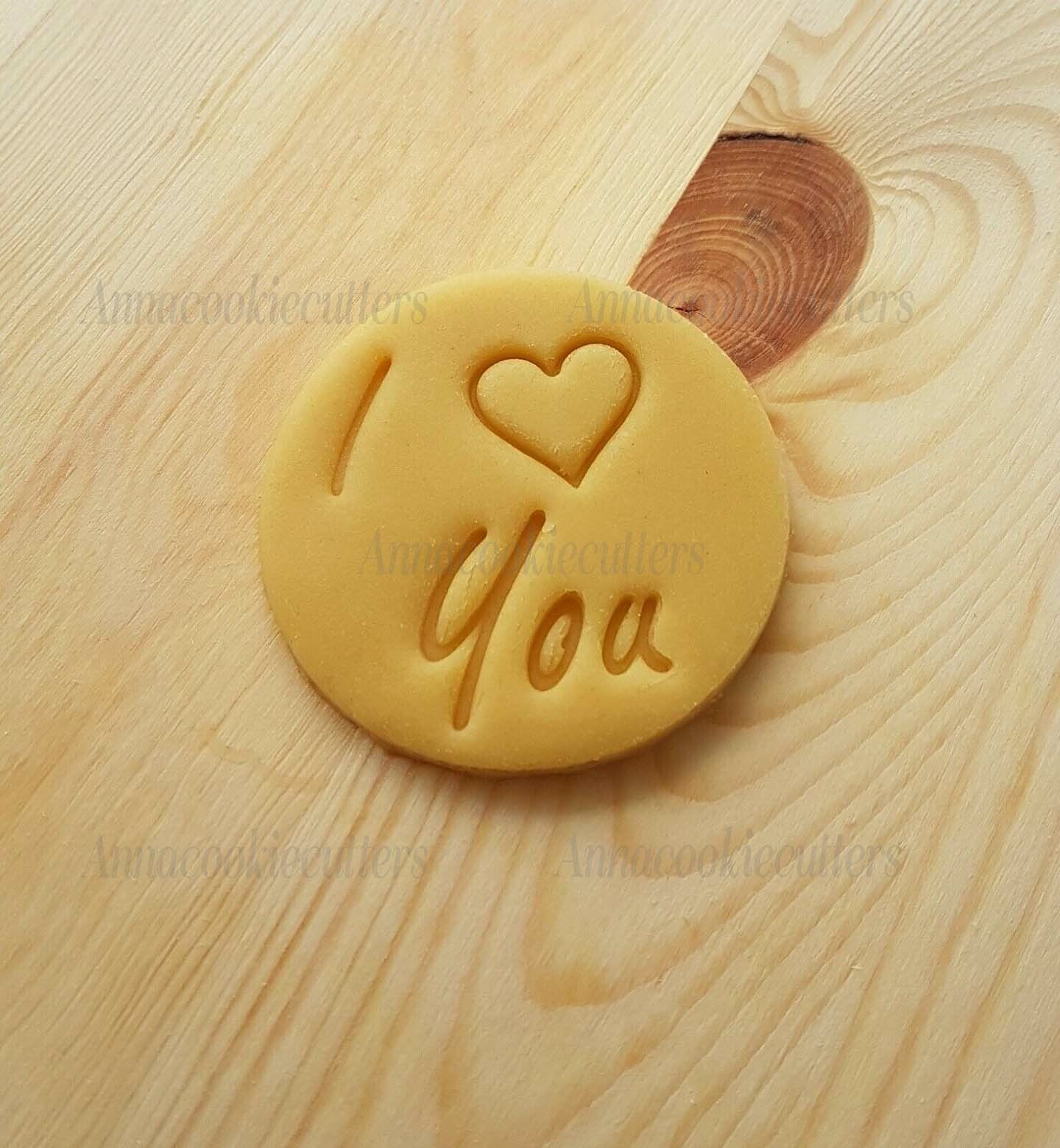 Formina Per Biscotti I love You  Tagliabiacotti Cuore Stampo Frolla PDZ