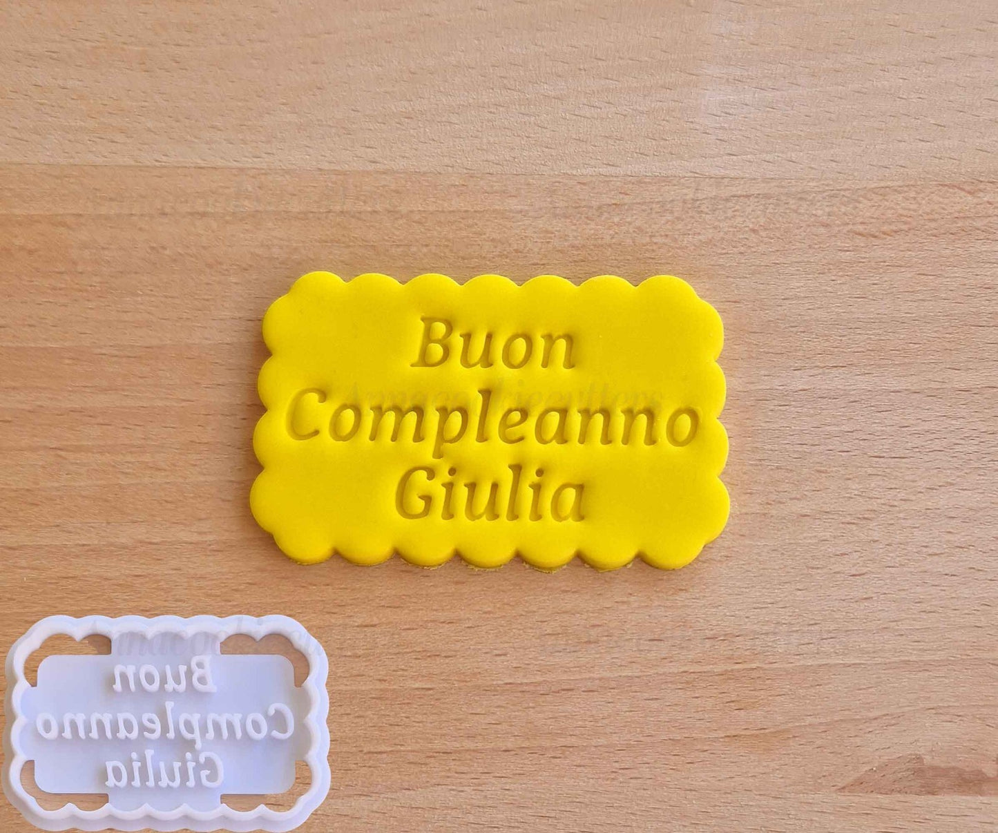 Tagliabiscotti Buon Compleanno Nome Personalizzabile Formina per Biscotti 7x5 cm
