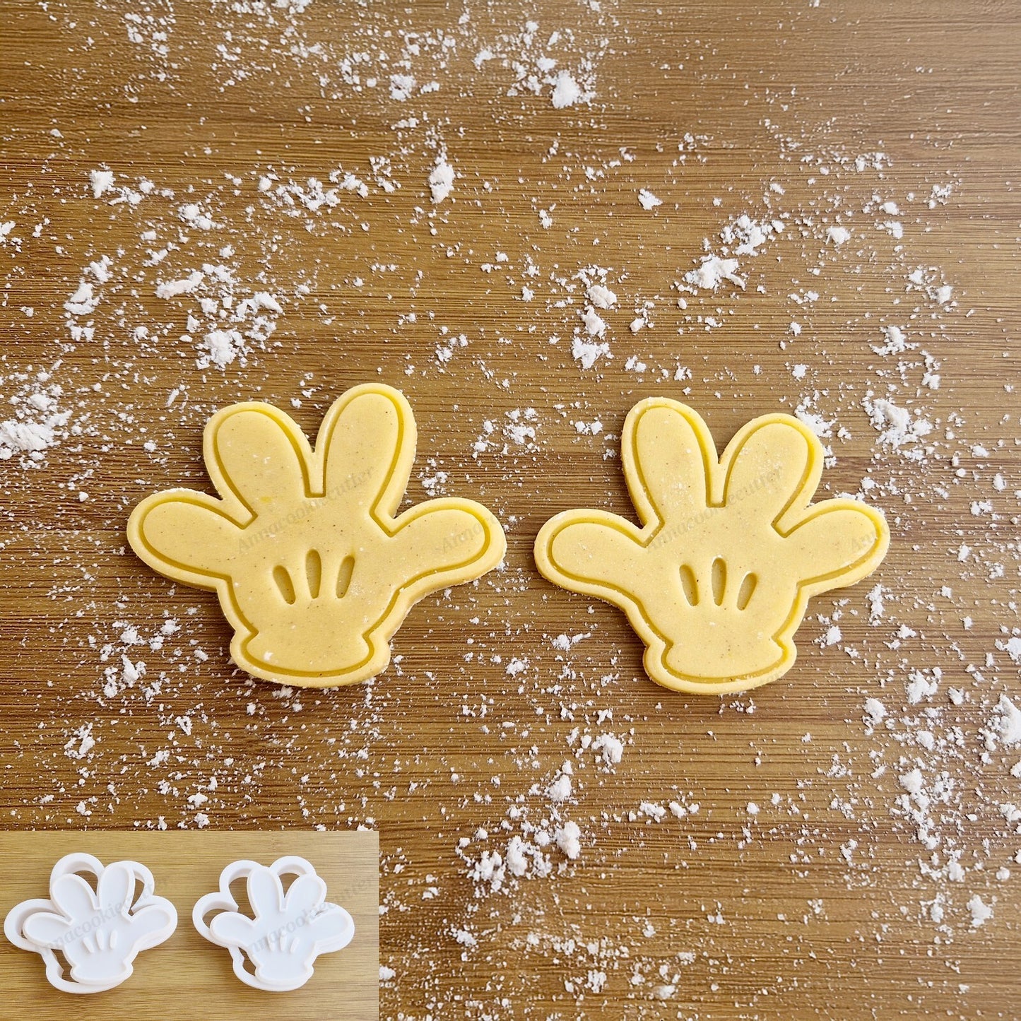 Formina Taglia biscotti Mani di Topolino Cookie Cutter per Feste A Tema