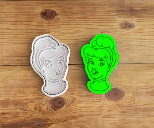 Tagliabiscotti Principessa Cenerentola Formina Per Biscotti Compleanno 7x10 cm