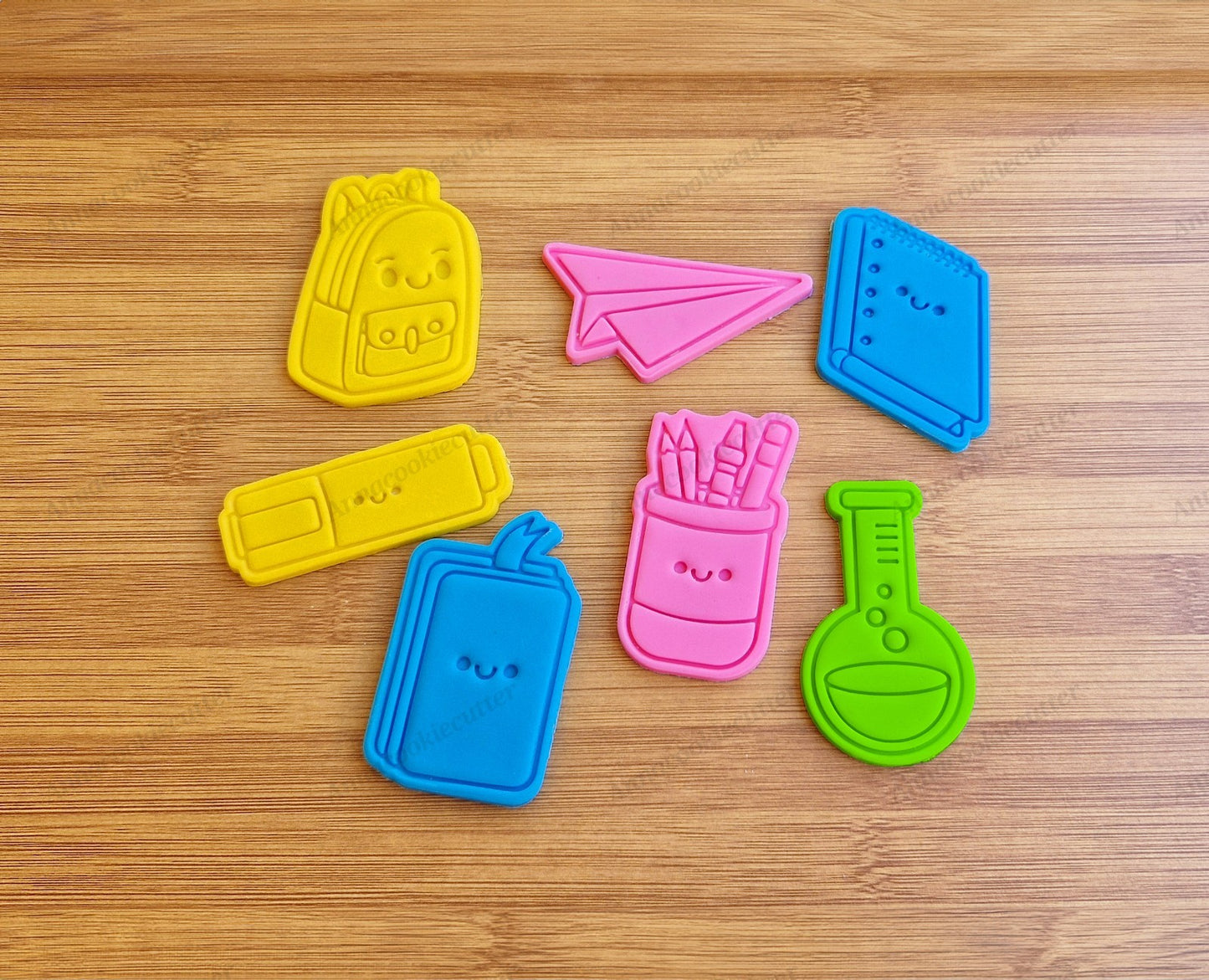 Back to School Set 7 cm Tagliabiscotti Formine Biscotti Scuola Festa Inizio Anno