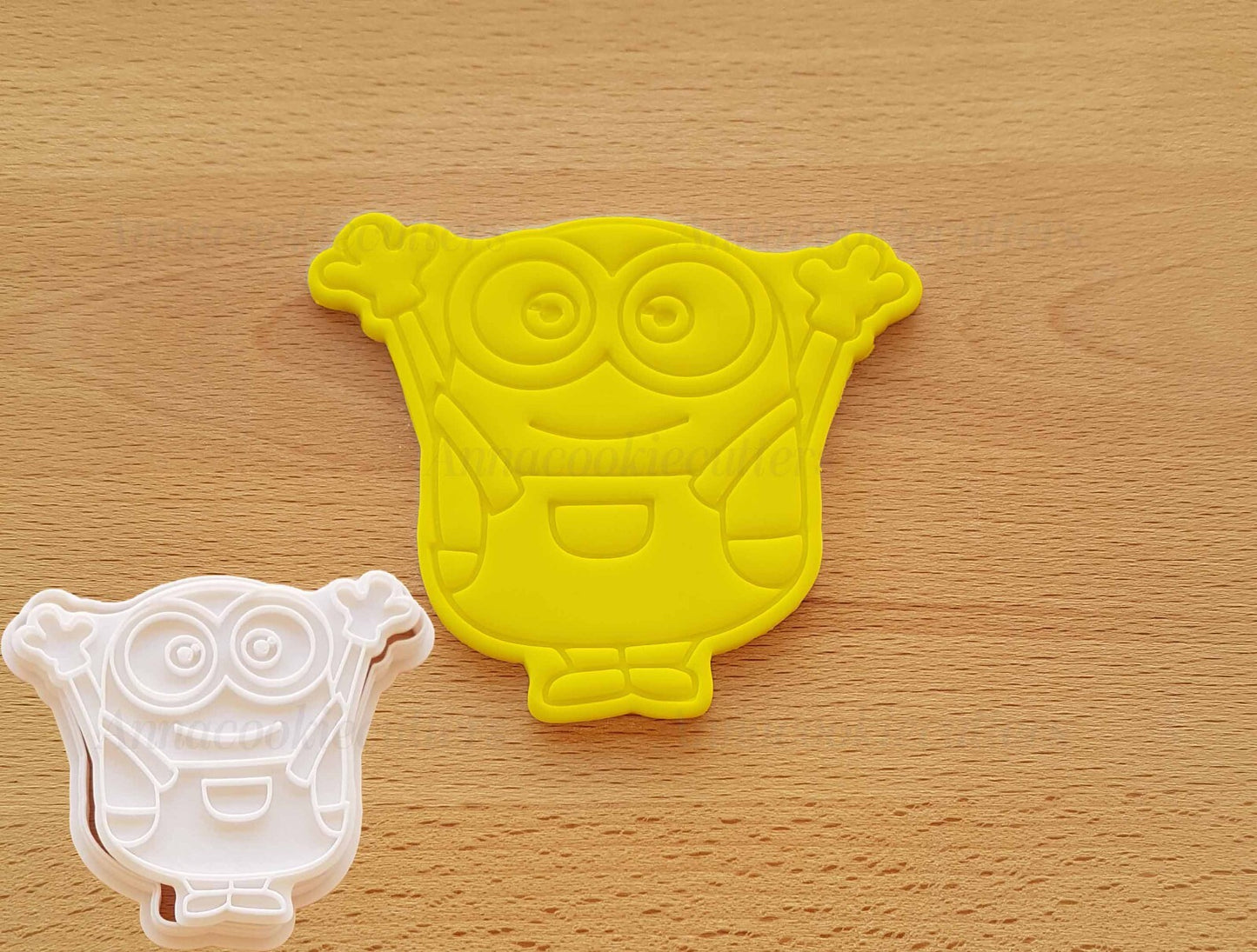 Formine Per Biscotti Minions Set Bob Kevin Stuart Stampino Tagliabiscotti Cutter