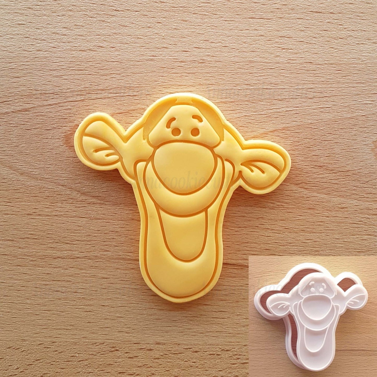 Winnie the Pooh Tigro Pimpi Ih-Oh Formine Per Biscotti 100 Acri Cookie Cutter