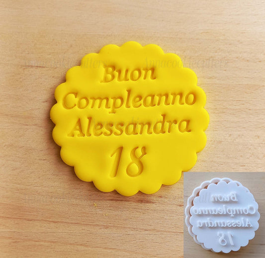 Tagliabiscotti Personalizzabile con Età, Nome e Testo - Formina per Biscotti 7cm