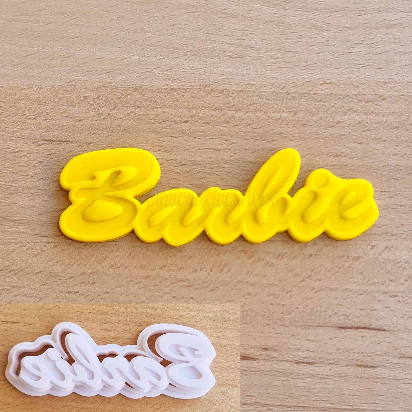 Barbie Set Tagliabiscotti Specchio Logo B Formine Per Biscotti Cookie Cutter