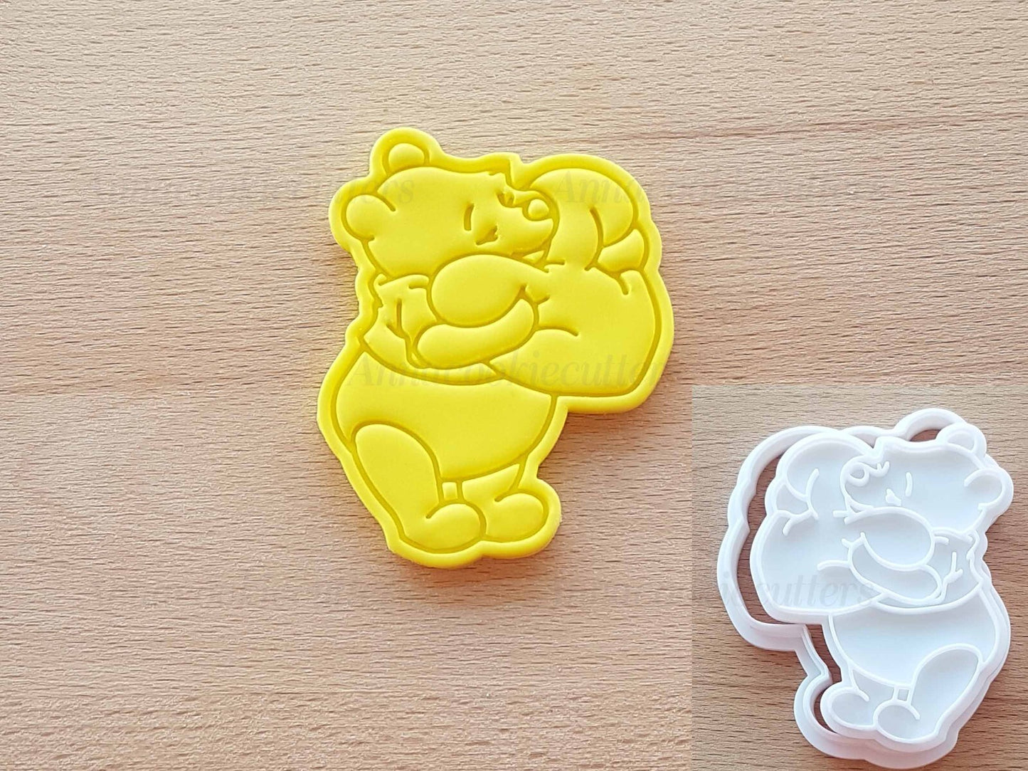 Tagliabiscotti Winnie the Pooh Formina Per Biscotti Stampo Cuore 7x8 cm