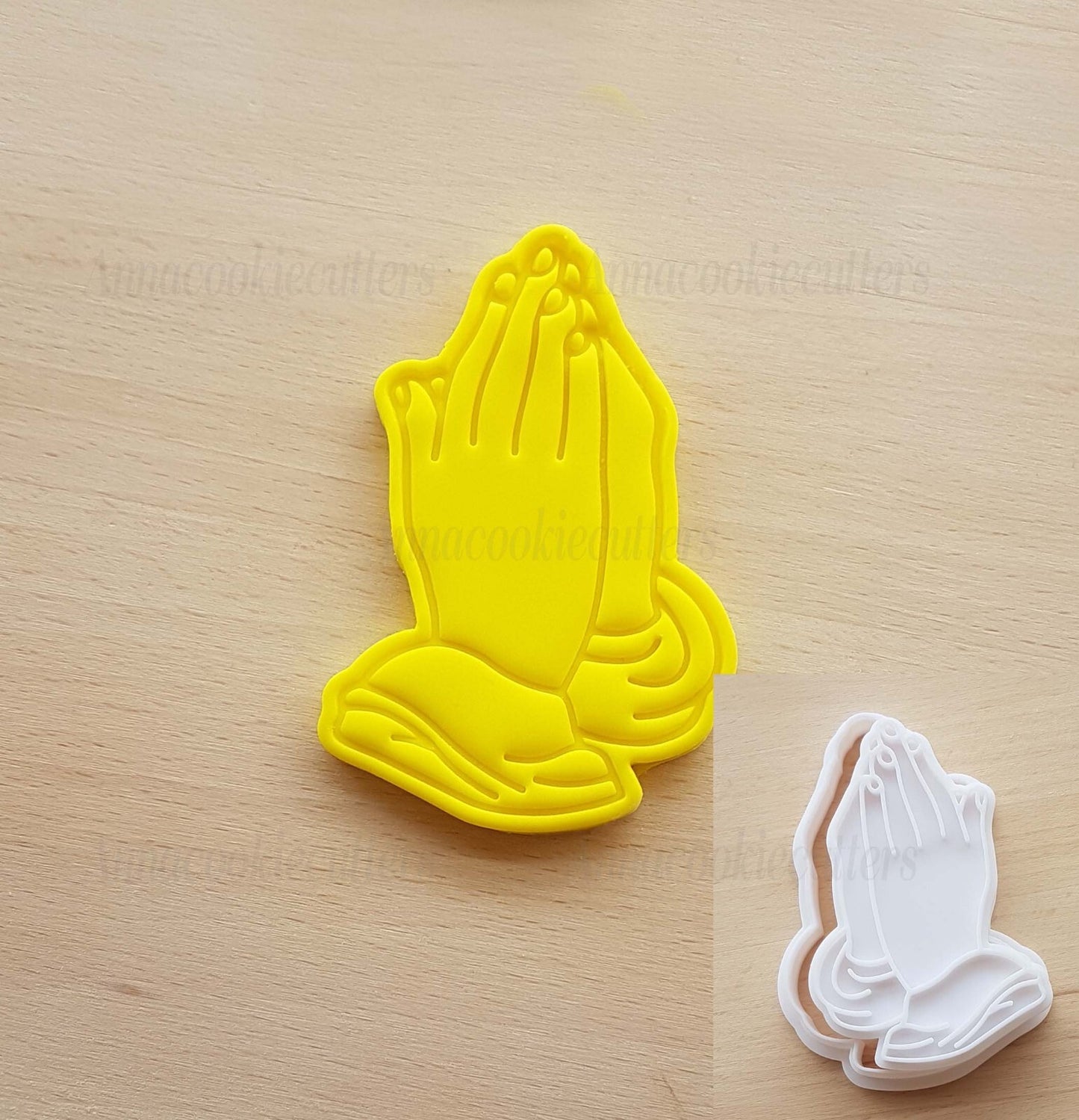 Set Mani In Preghiera Cresima Formina Per Biscotti Prima Comunione Frolla PDZ