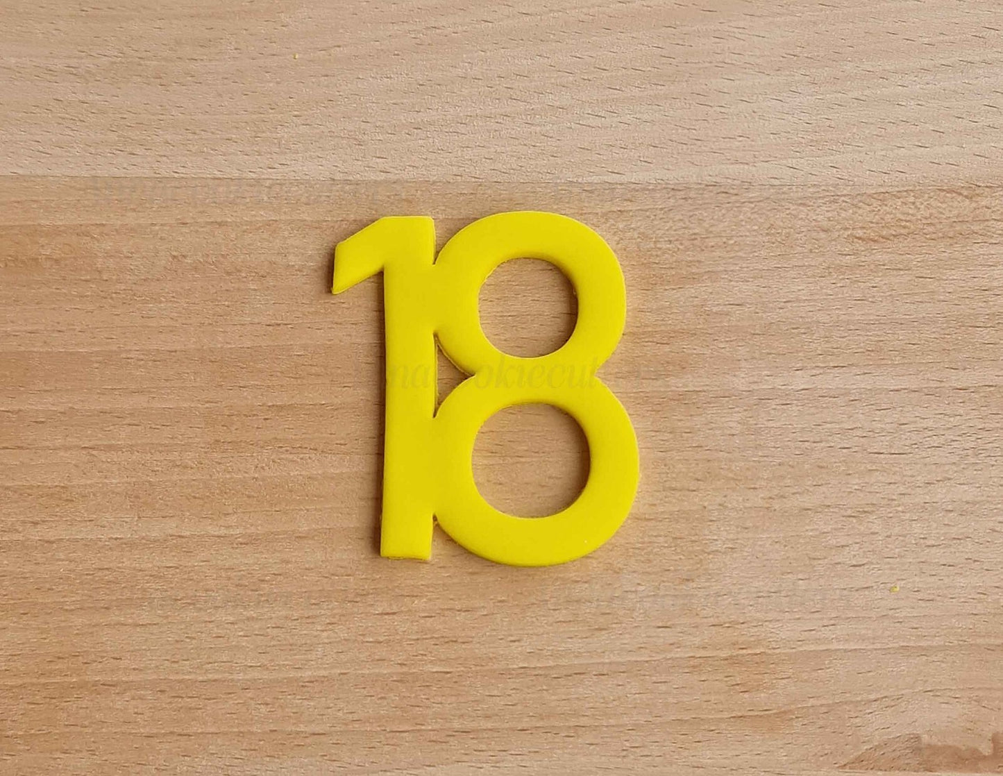 Formina Numero 18 Diciotto Anni Taglia Biscotti Festa Compleanno Ideea Regalo