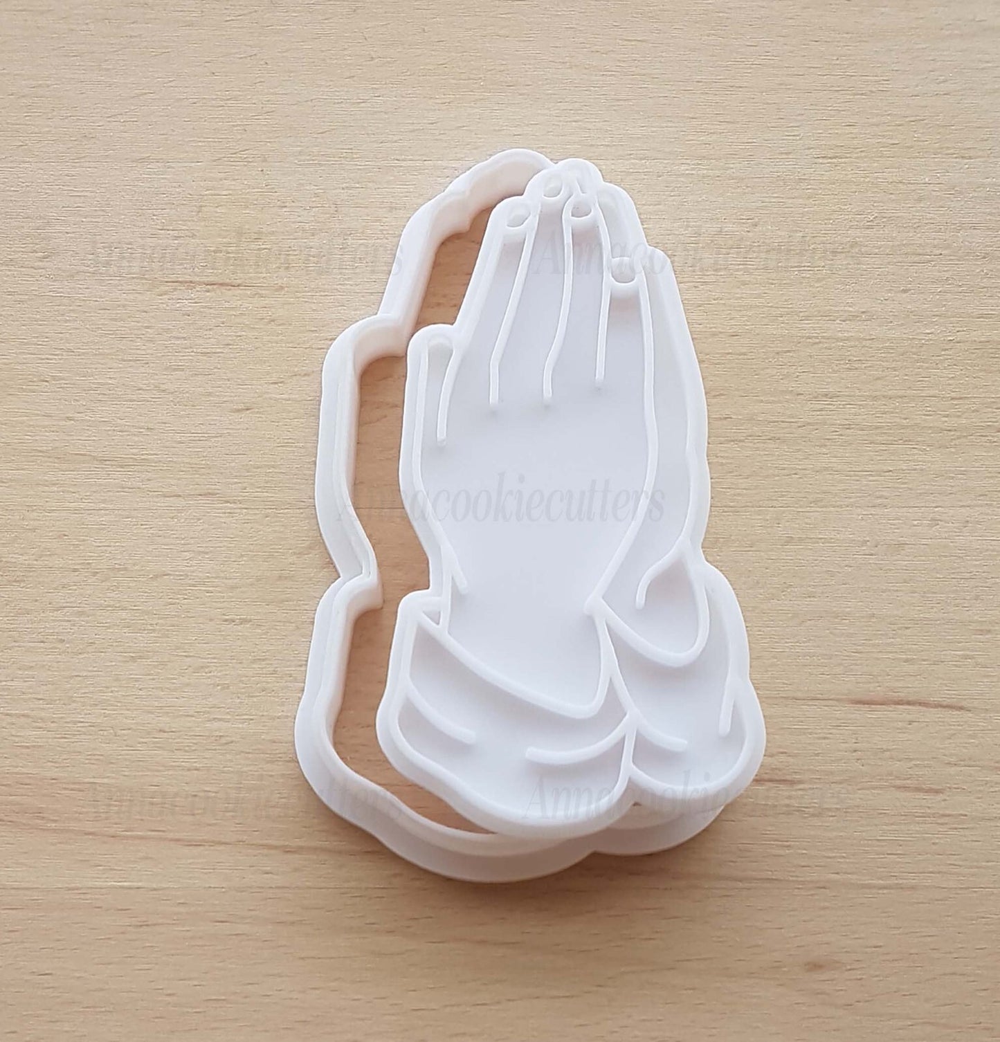 Formina Biscotti Mani In Preghiera Prima Comunione Cresima Tagliabiscotti 6x9 cm