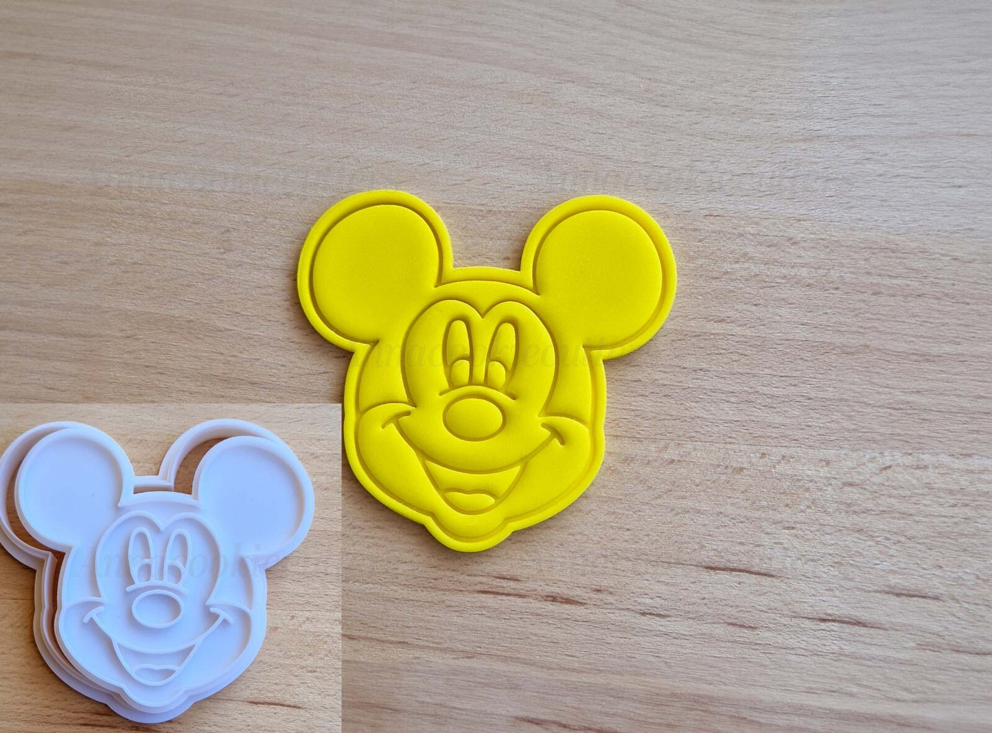 Tagliabiscotti Topolino Formina Per Biscotti Mickey Stampi Cookie Cutter 8 cm