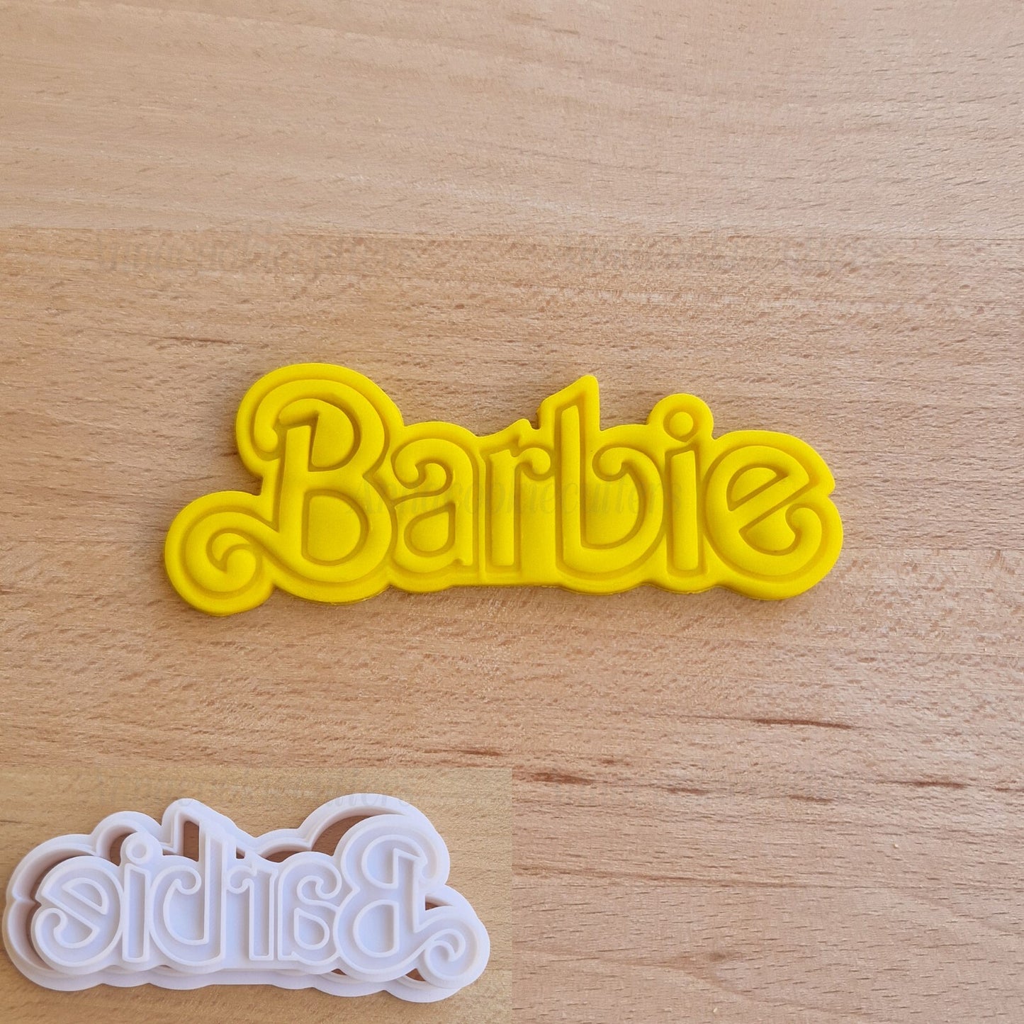 Barbie Set Tagliabiscotti Specchio Logo B Formine Per Biscotti Cookie Cutter