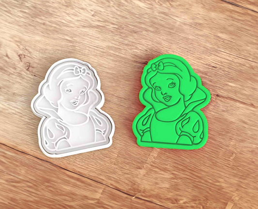 Tagliabiscotti Principessa Biancaneve Formina Per Biscotti Compleanno 9x10 cm