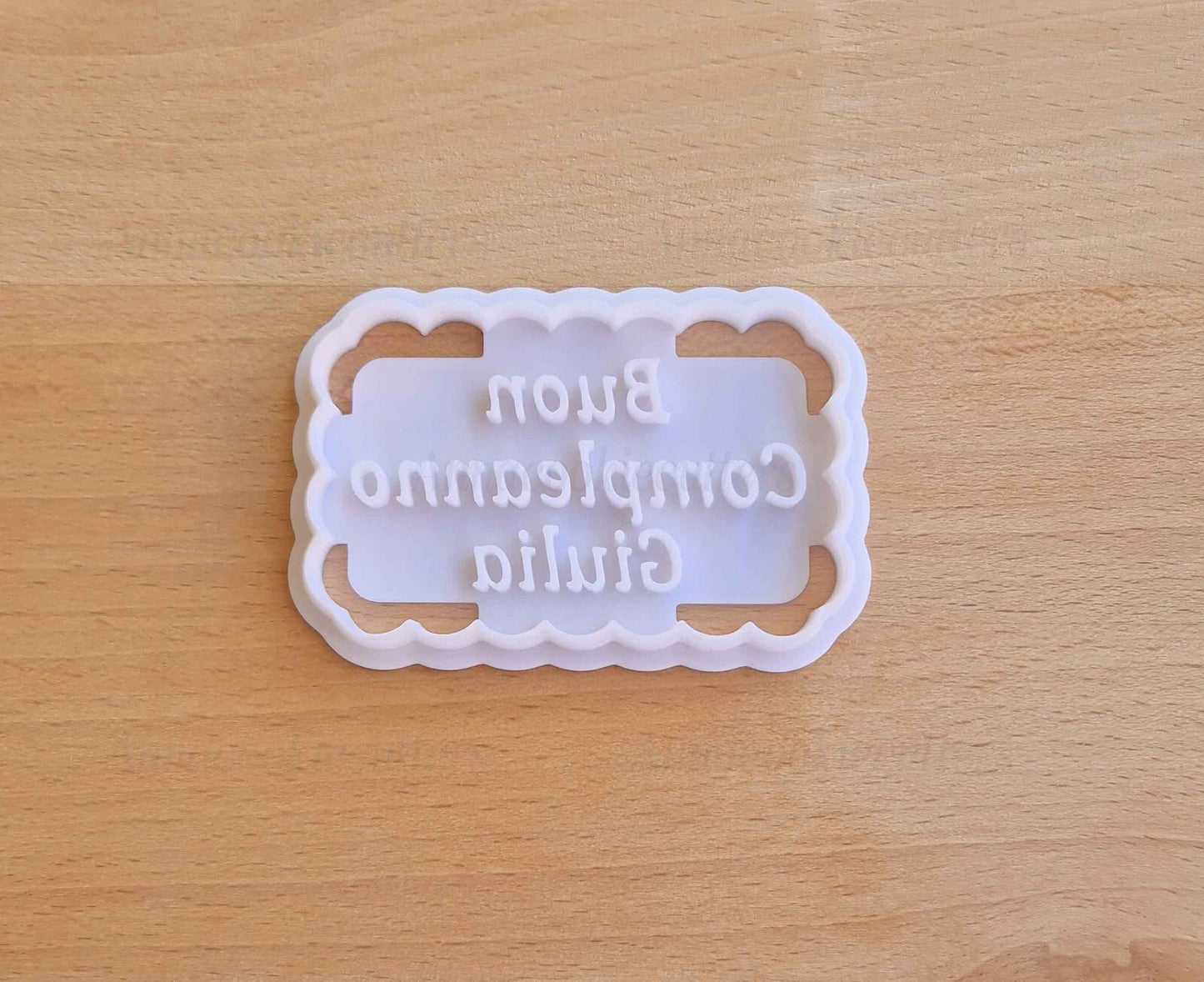 Tagliabiscotti Buon Compleanno Nome Personalizzabile Formina per Biscotti 7x5 cm