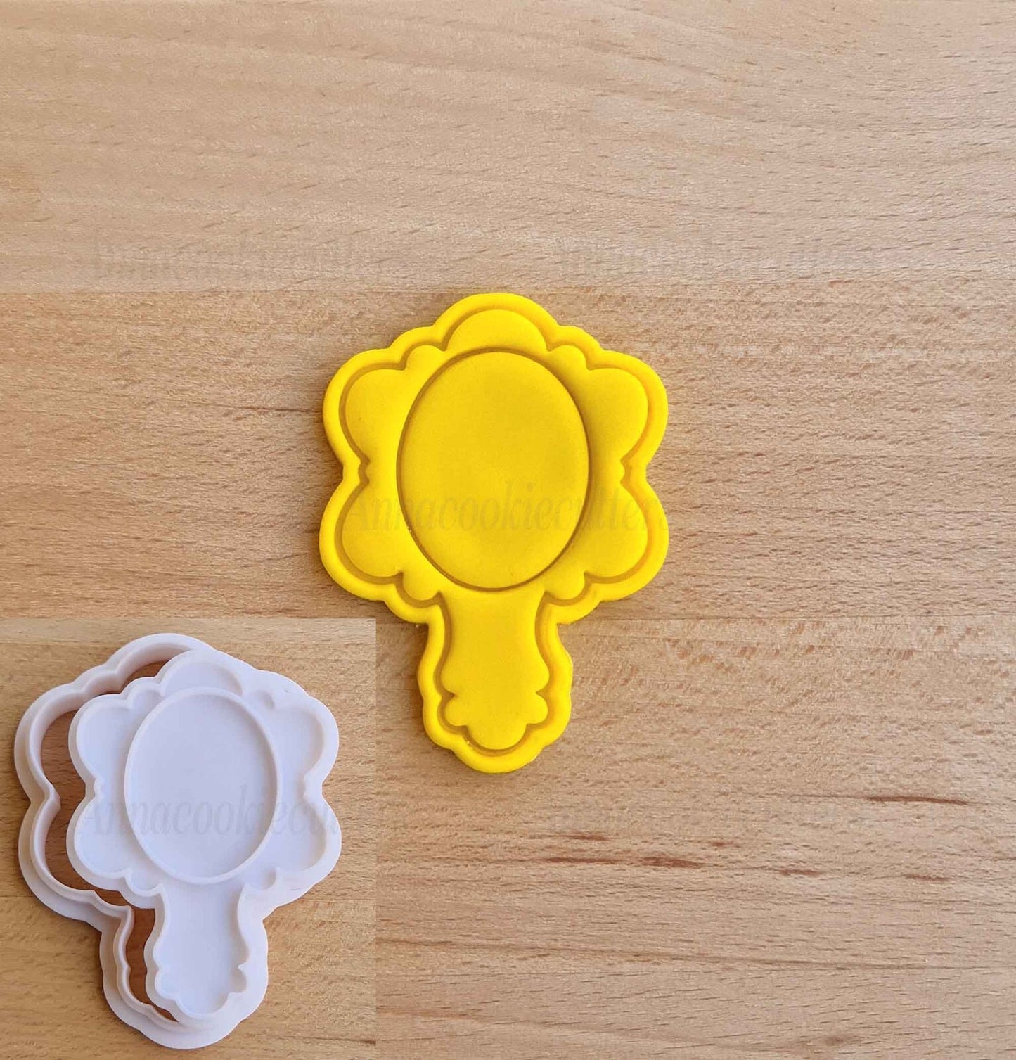 Barbie Set Tagliabiscotti Specchio Logo B Formine Per Biscotti Cookie Cutter