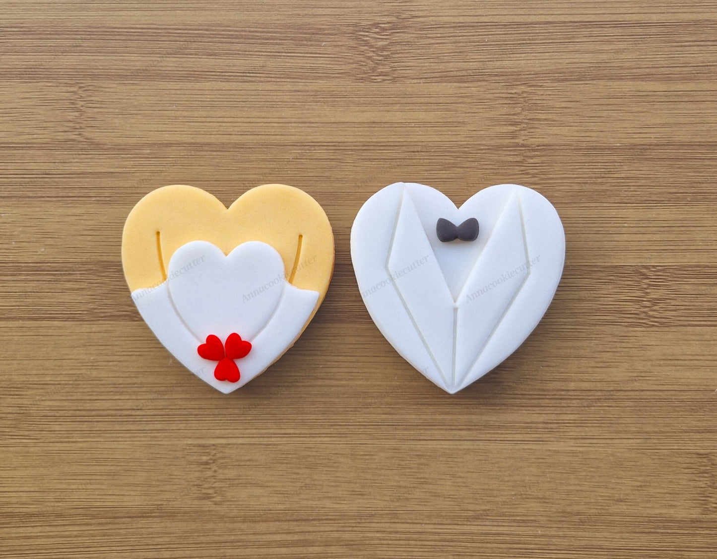 Set Taglia Biscotti a Forma di Cuore Abiti da Sposi Bomboniere Addio al Nubilato