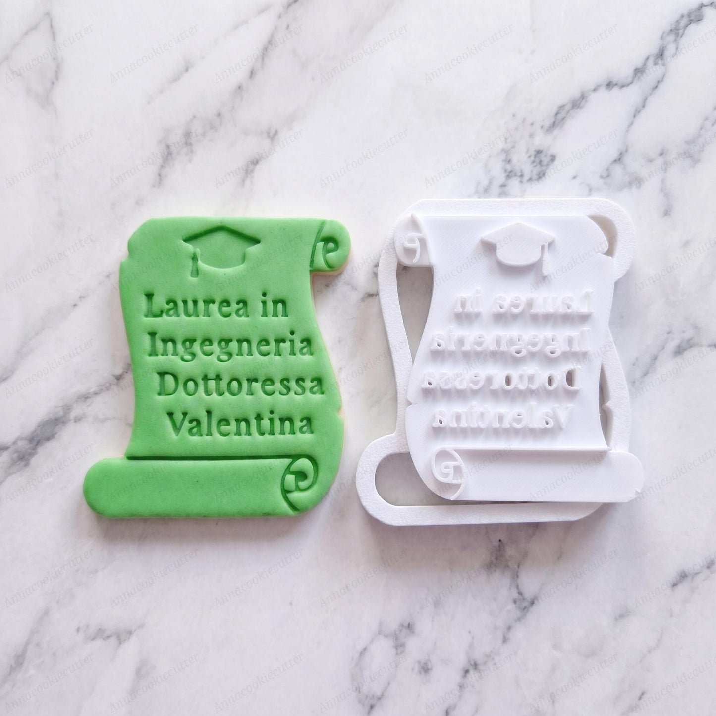 Stampo Biscotti Laurea Personalizzato Pergamena 8 cm