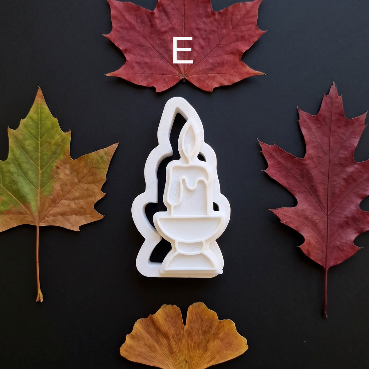 Tagliabiscotti candela Halloween stampata in 3D con incisione nitida