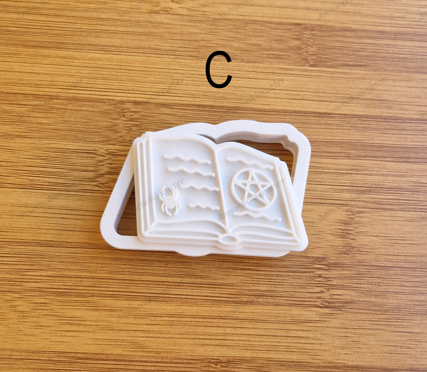 Formine Biscotti Halloween, Cappello da Strega, Scopa, Libro Magico, Luna, Candela, Bottiglia Veleno e Mortaio – Tagliabiscotti per Dolci