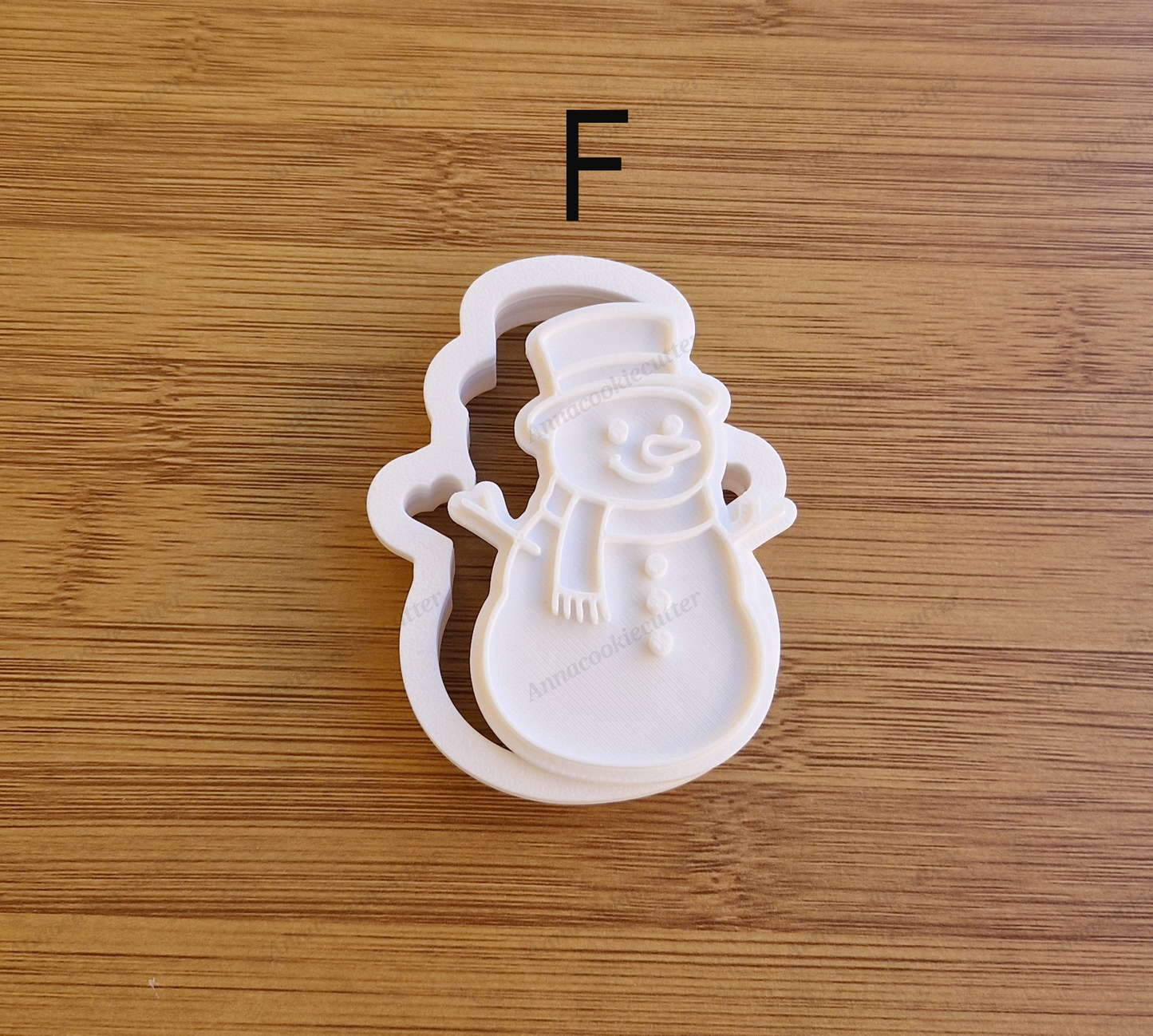 Set Formine Biscotti Natalizie – Stampini Albero, Pupazzo, Regalo e Decorazioni