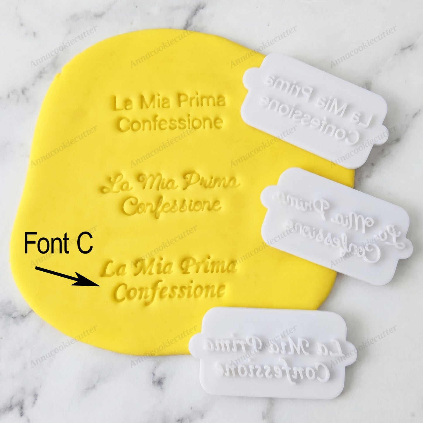 Timbro La Mia Prima Confessione - Embosser Scritta per Biscotti e Fondente, Stampo per Bomboniere Religiose 6x3 cm
